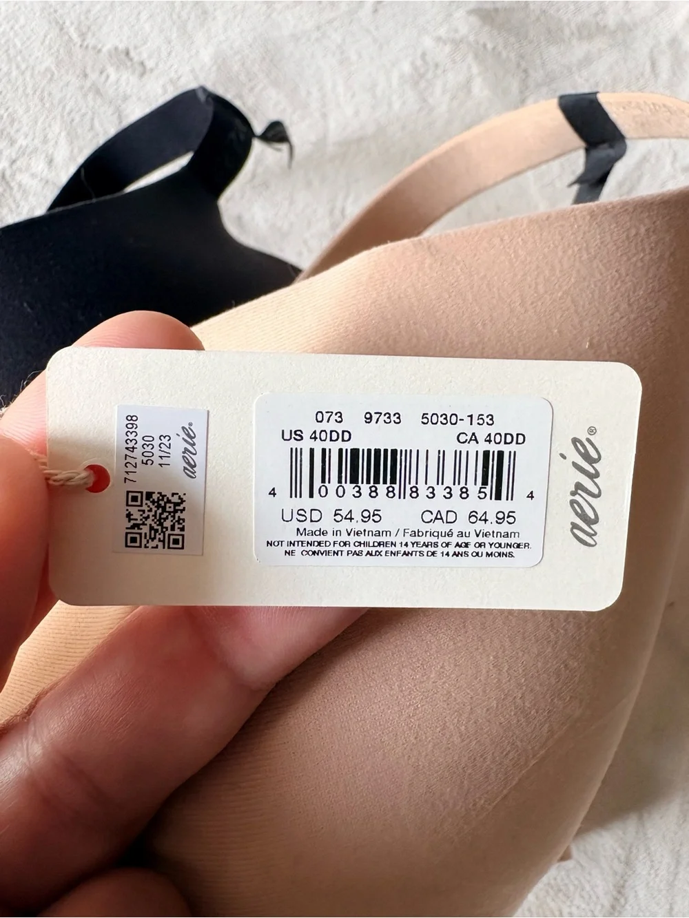 Aerie SMOOTHEZ Plunge Pull-on T-Shirt Bra Bundle – Nude and Black - Picture 4 of 4